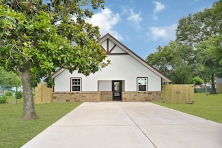 304 Michigan St, South Houston, TX 77587