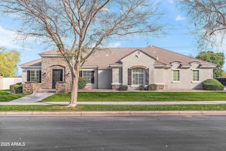 2838 E Vaughn Ct, Gilbert, AZ 85234