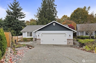 7018 Falcon Ct, Arlington, WA 98223