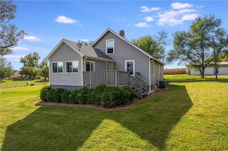 17334 Quebec Rd, Maitland, MO 64466