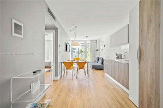 1215 West Ave Unit 303, Miami Beach, FL 33139
