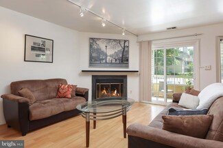 118 Acadia Ct Unit 1, Princeton, NJ 08540