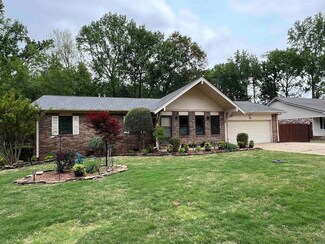 138 Western Hills Dr, Searcy, AR 72143