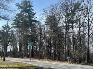 2239 van Antwerp Rd, Schenectady, NY 12309