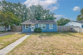 423 Cedar Dr, Hampton, VA 23669