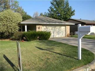12412 Fox Run Dr, Oklahoma City, OK 73142