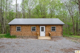 580 Walleye Way, Scottsville, KY 42164