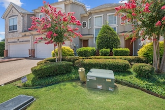 2504 Champagne Dr, Irving, TX 75038