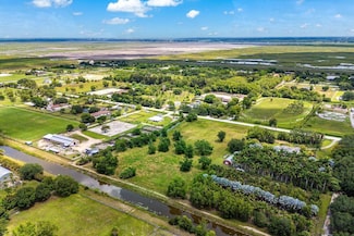 16526 Hollow Tree Ln, Wellington, FL 33470