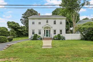 48 Spring St, Westerly, RI 02891