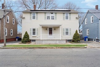 42 Ruth Ave, Rumford, RI 02916