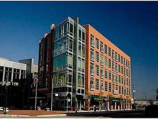 221 Market St Unit 549, Virginia Beach, VA 23462
