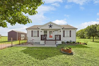 205 Ike Rd, Waxahachie, TX 75165