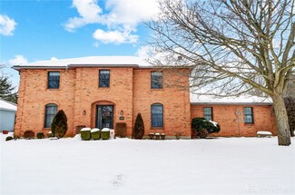 1363 N Regency Dr, Xenia, OH 45385
