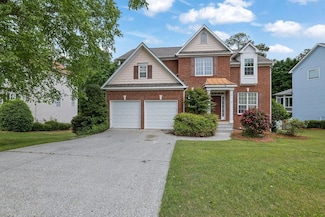 2988 Belfaire Lake Dr, Dacula, GA 30019