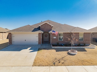 308 Duke Ct, Fate, TX 75189