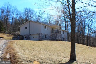 2823 Lower Timber Ridge Rd, Seneca Rocks, WV 26884