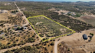 28 Rycon Rd, Aguanga, CA 92536