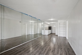 707 S 2nd St Unit 707, La Porte, TX 77571