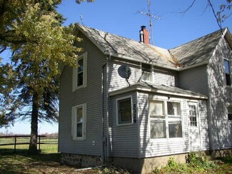 5329 Old Pipestone Rd, Eau Claire, MI 49111