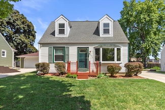 4502 W Sumac Place, Milwaukee, WI 53219