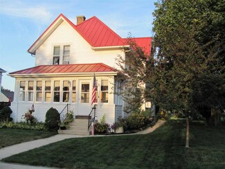 227 N Madison St, Waupun, WI 53963