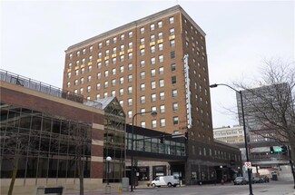 400 Walnut St Unit 1102, Des Moines, IA 50309