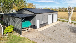 8128 Midway Dr, Russells Point, OH 43348