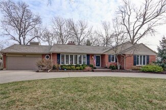 5733 Reinhardt Dr, Fairway, KS 66205