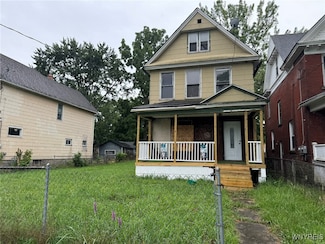 1867 Pierce Ave, Niagara Falls, NY 14301