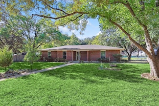 1302 Palm St, Mansfield, TX 76063