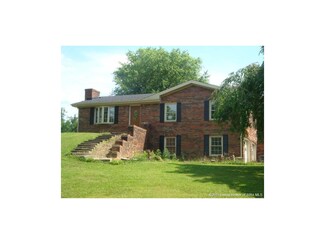 1072 W South Liberty Church Rd, Pekin, IN 47165