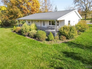 2492 Fry Rd, Aurora, NY 13026