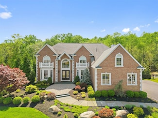 333 Pleasant Hill Dr, New City, NY 10956