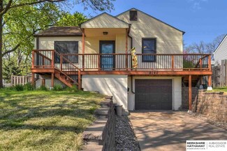 8040 Park Dr, Omaha, NE 68127