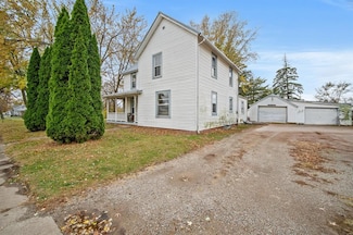 107 SW 2nd St, Melcher-Dallas, IA 50062
