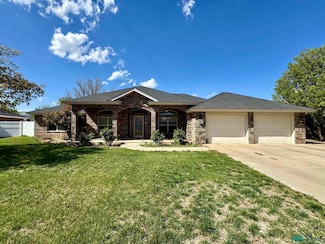 3924 Springwood Dr, Clovis, NM 88101