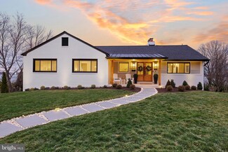 7303 Park Terrace Dr, Alexandria, VA 22307