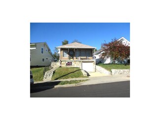 1810 Pendleton Ave, Kansas City, MO 64124