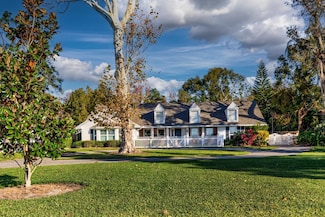 1735 Lakeshore Dr, Mount Dora, FL 32757