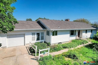 527 210th, Milford, NE 68405