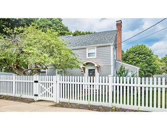 707 Winthrop St, Medford, MA 02155