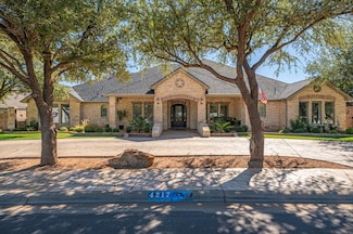 4217 Tanforan Ave, Midland, TX 79707