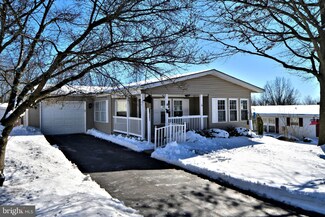 221 Chatham Ct, Souderton, PA 18964