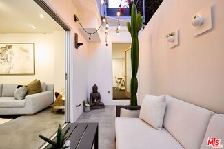 909 Grant St Unit 2, Santa Monica, CA 90405