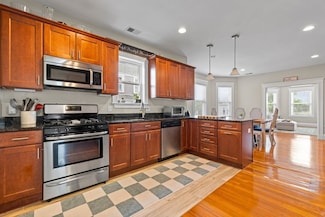 53 Montvale St Unit 2, Roslindale, MA 02131