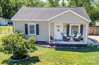 407 Orchard Ln, Belmont, NC 28012