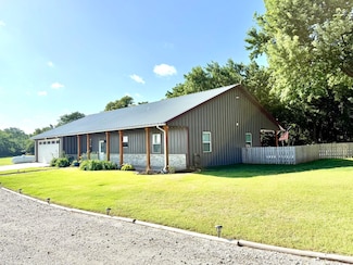 41218 S County Road 266, Ringwood, OK 73768