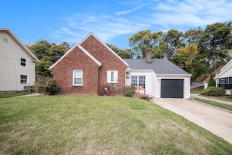 1214 Hamlin Place, Jackson, MI 49201