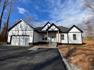 117 Foxridge Dr, Bedford, IN 47421